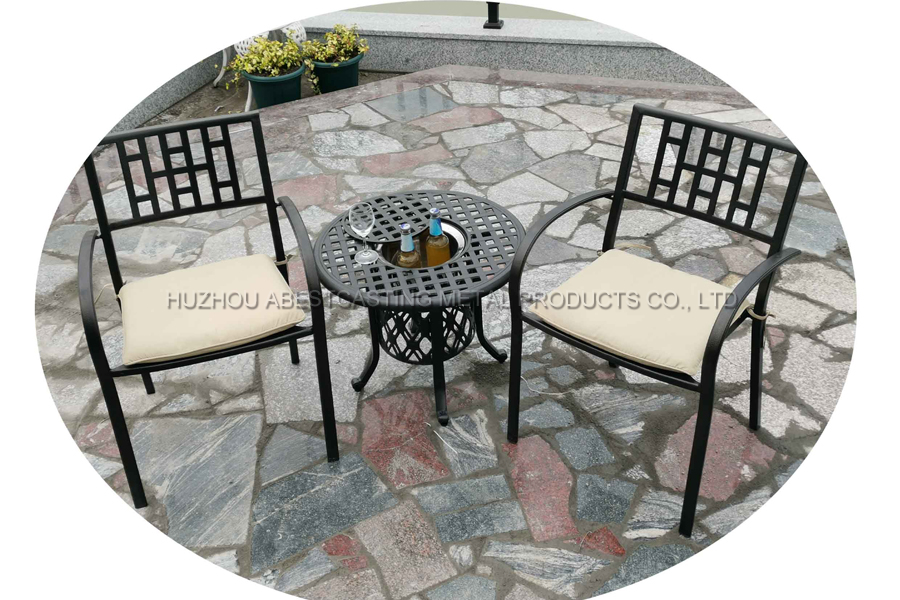 HSJM1003-3 Weave Dining Armchair & Coffee Table with Champagne Holder